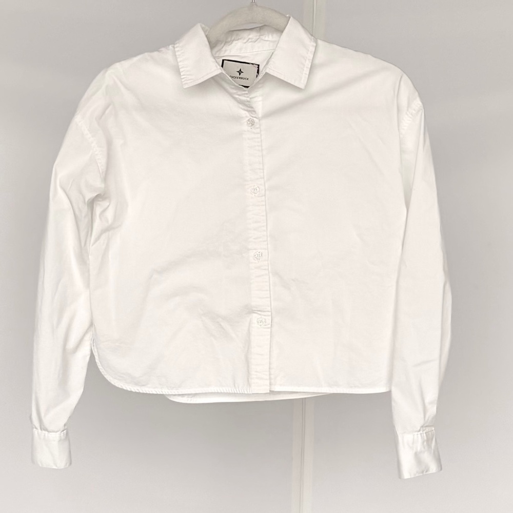 TUCKERNUCK White Cropped Jasper Button Down - Picture 3 of 5